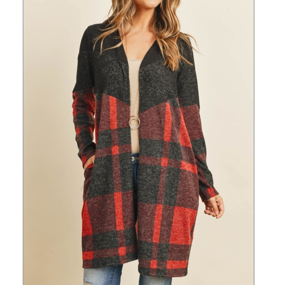 ❤️NEW M Red Gray Plaid V Color Block Cardigan Sweater - Picture 5 of 11